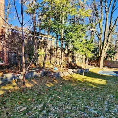 19, Strathgowan, Lawrence Park South, Toronto