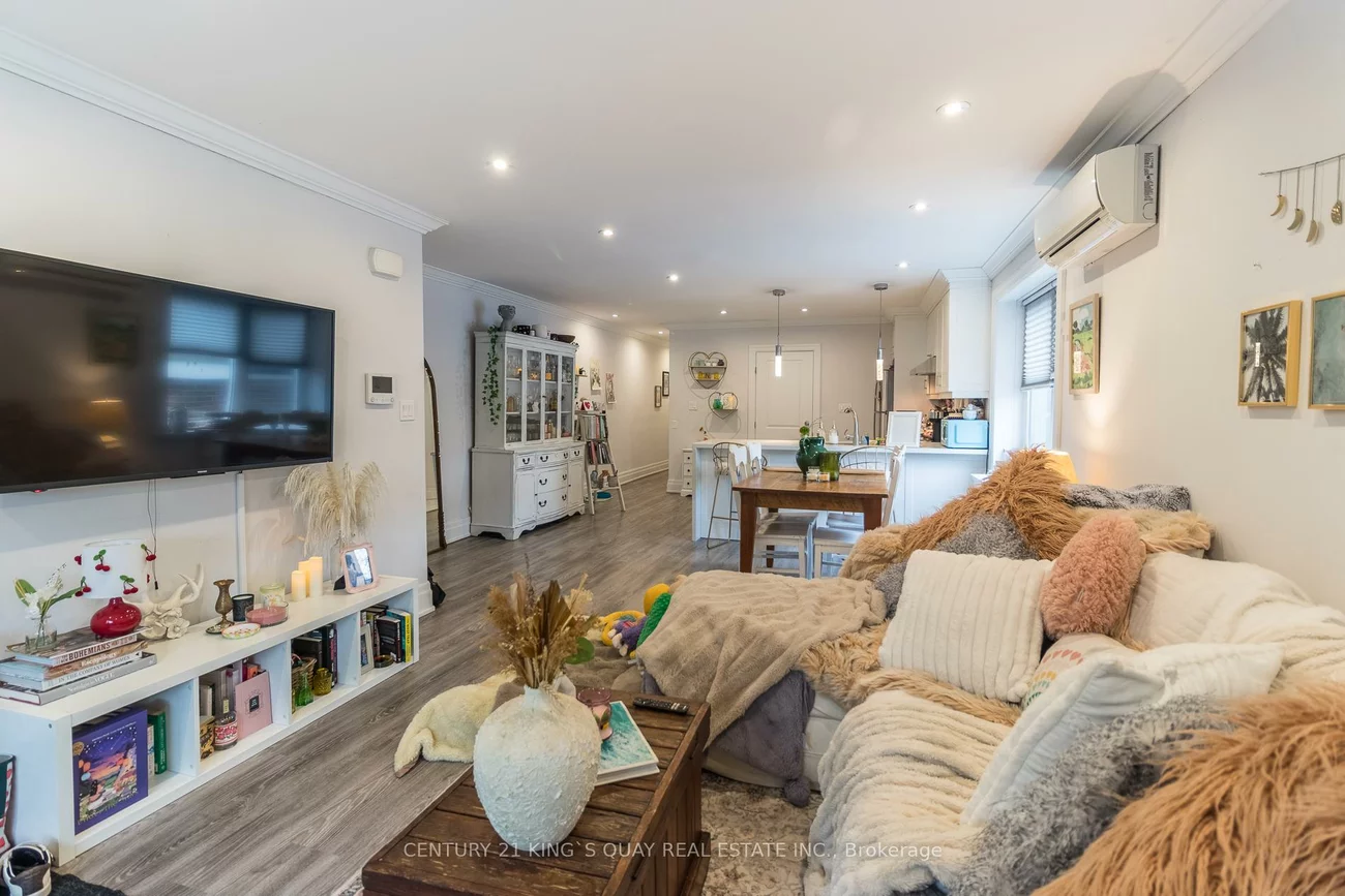 301, Cleveland, Mount Pleasant East, Toronto