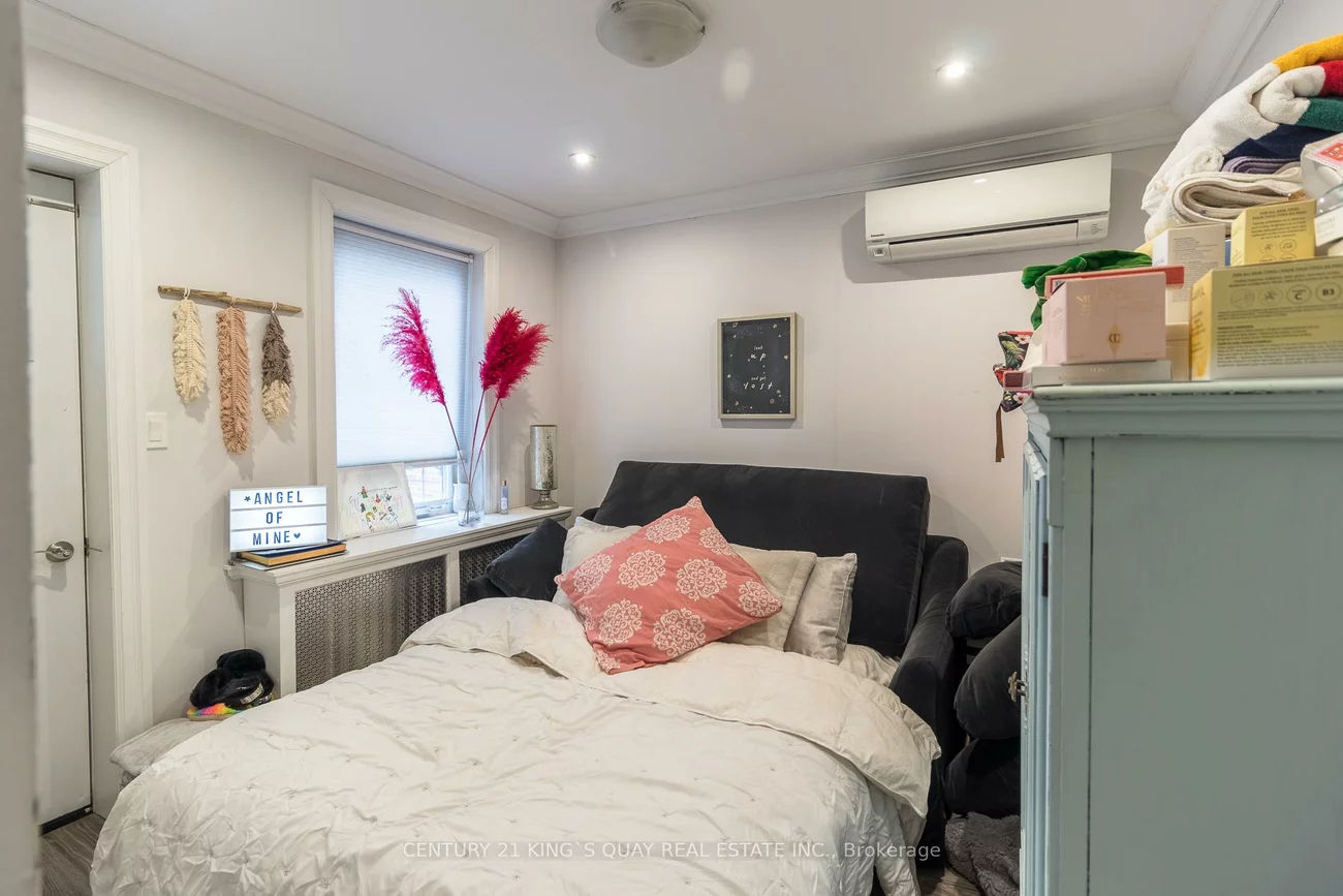 301, Cleveland, Mount Pleasant East, Toronto