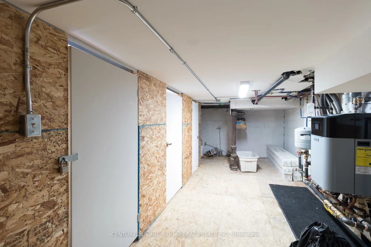 301, Cleveland, Mount Pleasant East, Toronto