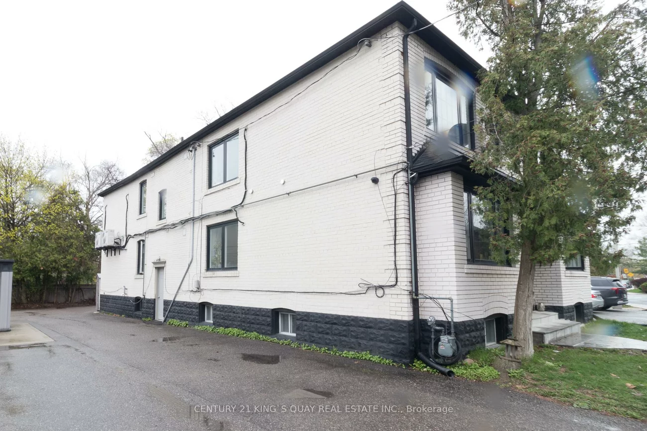 301, Cleveland, Mount Pleasant East, Toronto