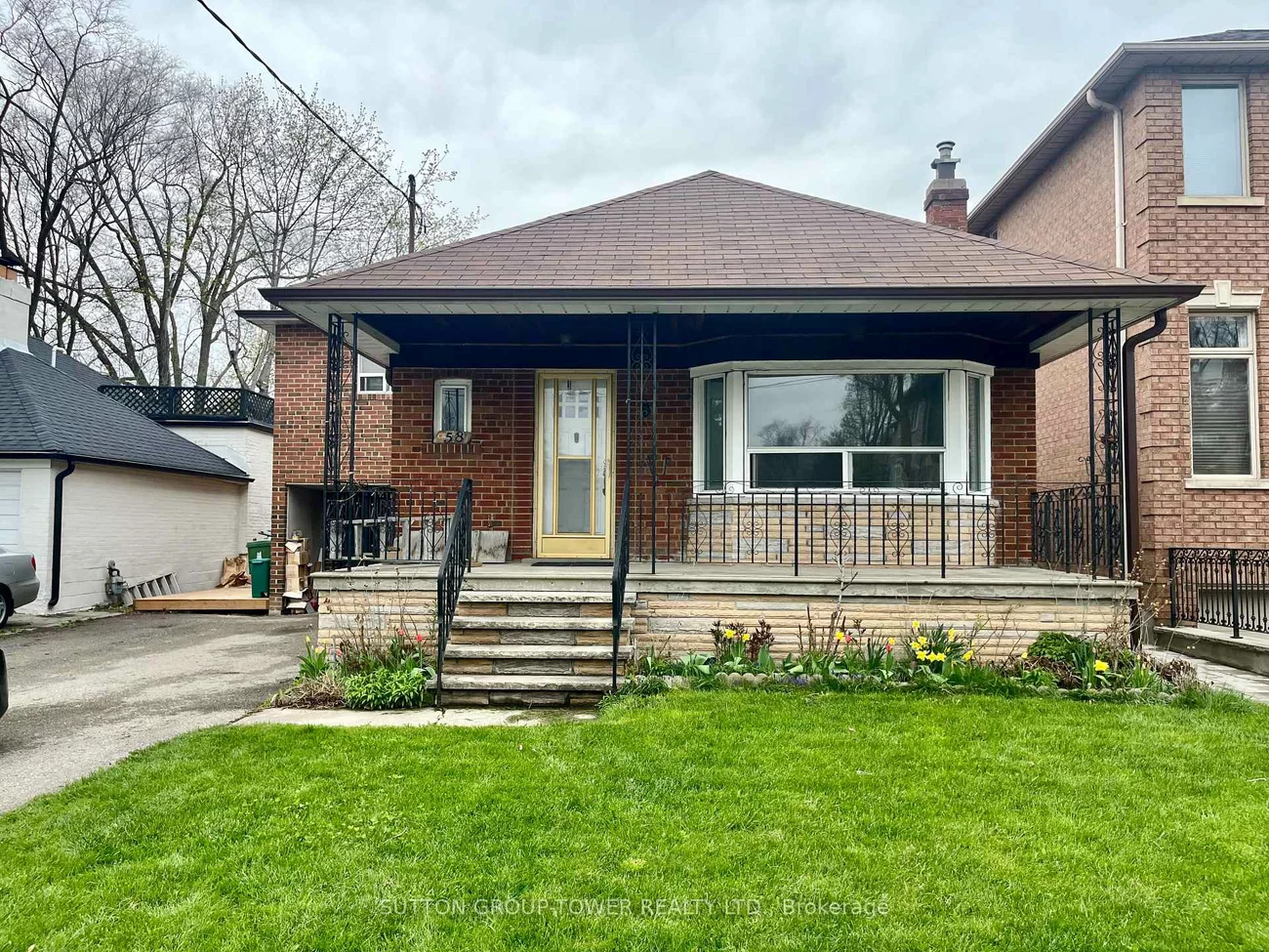 58, Shelborne, Bedford Park-Nortown, Toronto