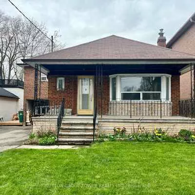 58, Shelborne, Bedford Park-Nortown, Toronto