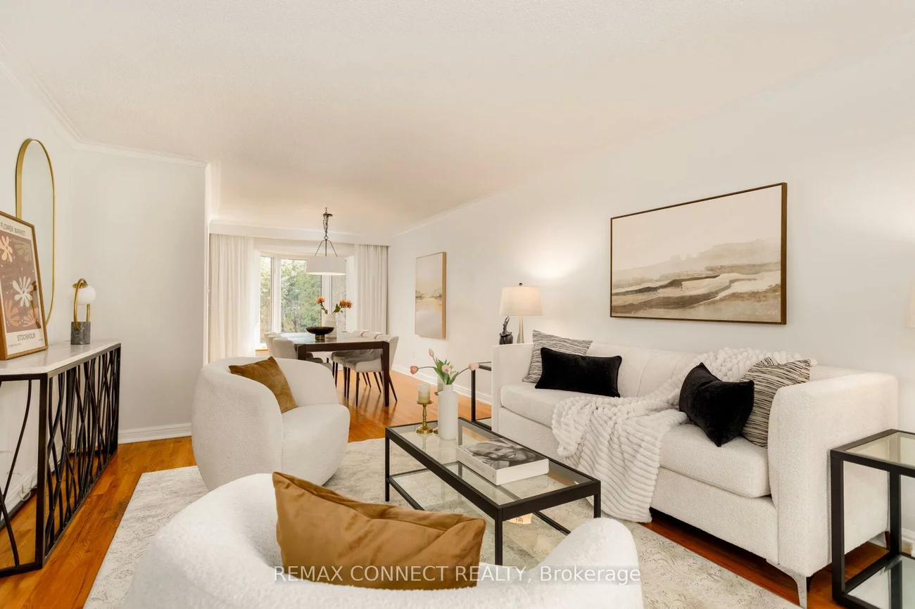 16, Shadberry, Hillcrest Village, Toronto