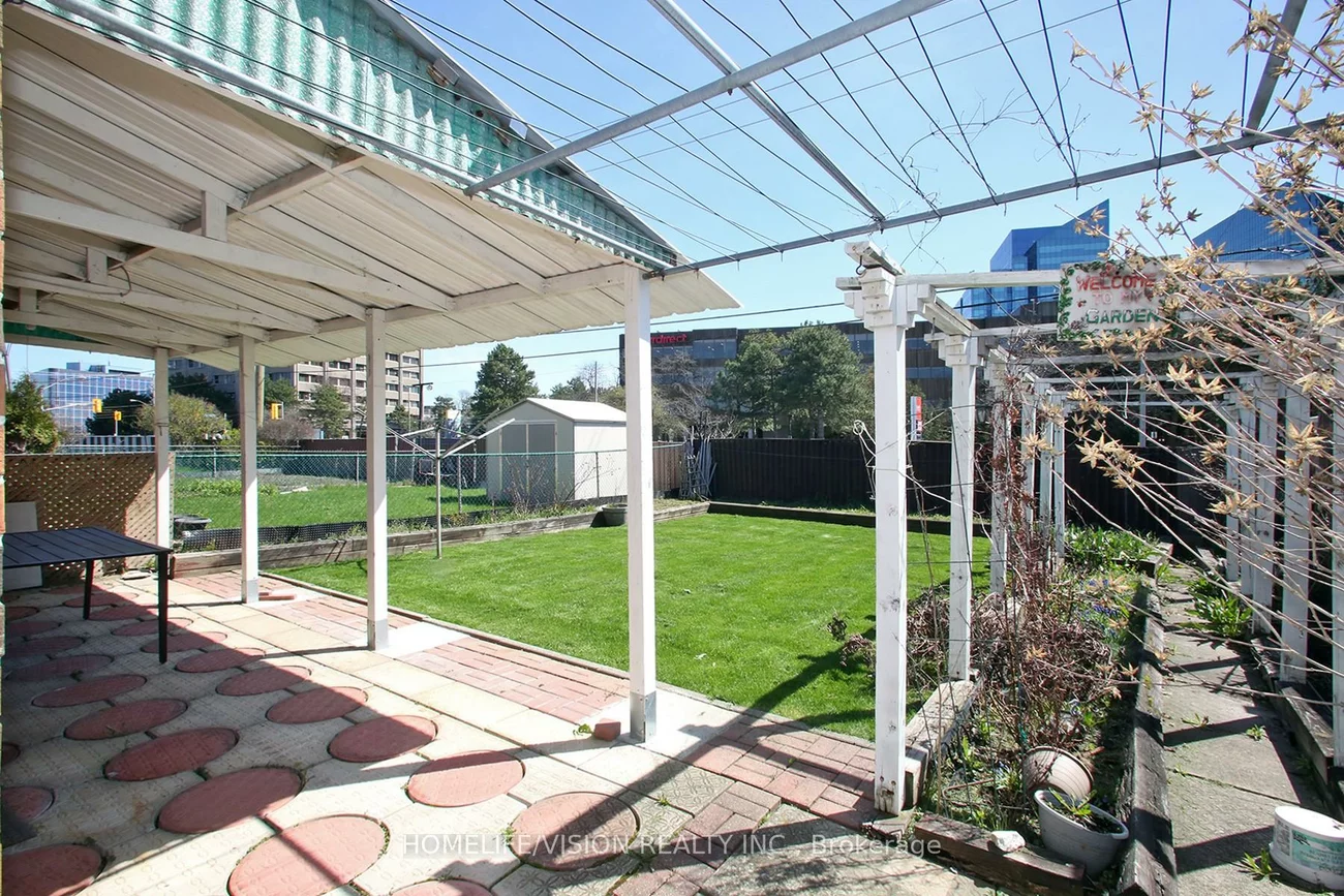 67, Hickorynut, Pleasant View, Toronto