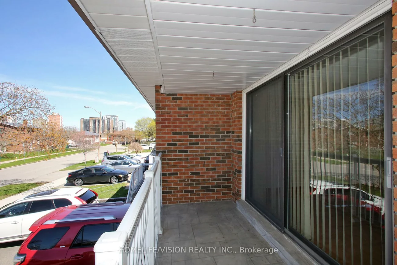 67, Hickorynut, Pleasant View, Toronto