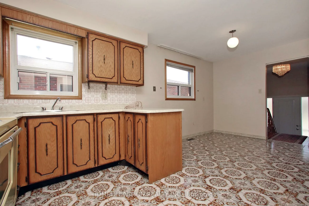 67, Hickorynut, Pleasant View, Toronto