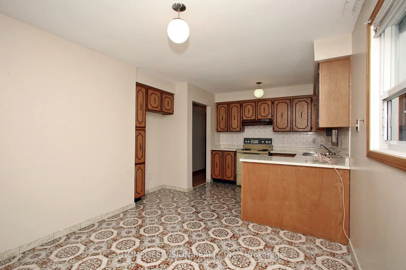 67, Hickorynut, Pleasant View, Toronto