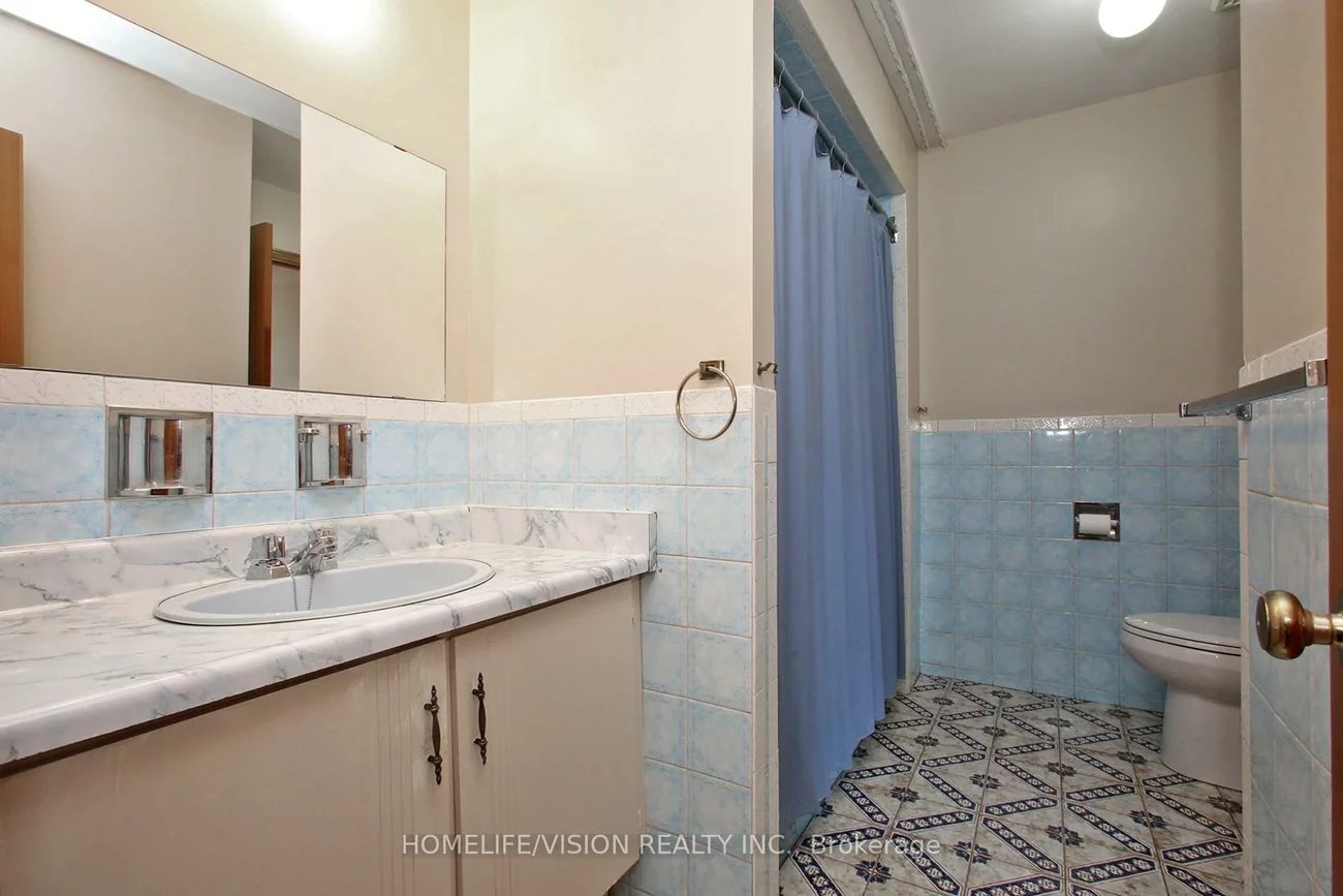 67, Hickorynut, Pleasant View, Toronto