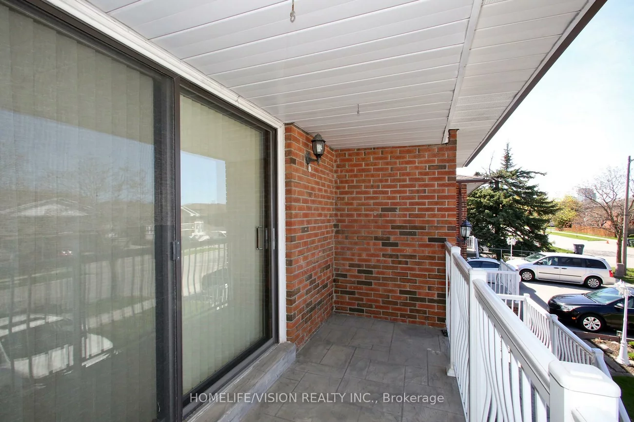 67, Hickorynut, Pleasant View, Toronto