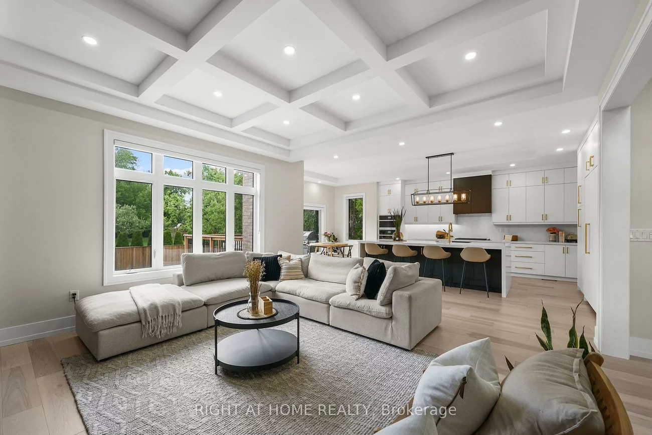 262, Senlac, Willowdale West, Toronto