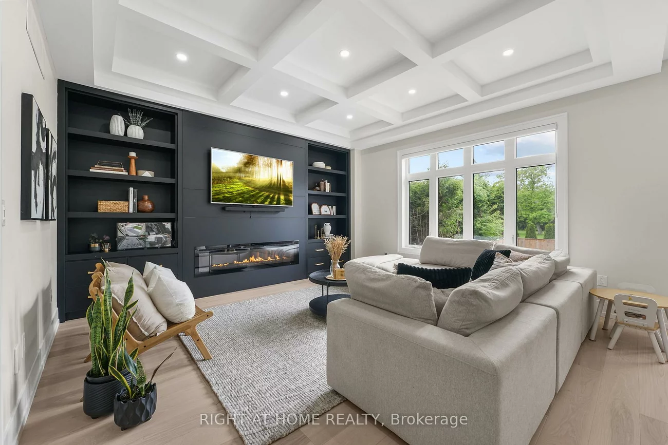 262, Senlac, Willowdale West, Toronto