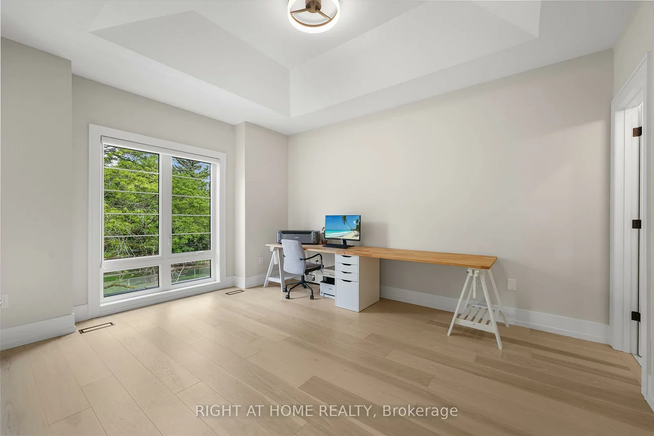 262, Senlac, Willowdale West, Toronto