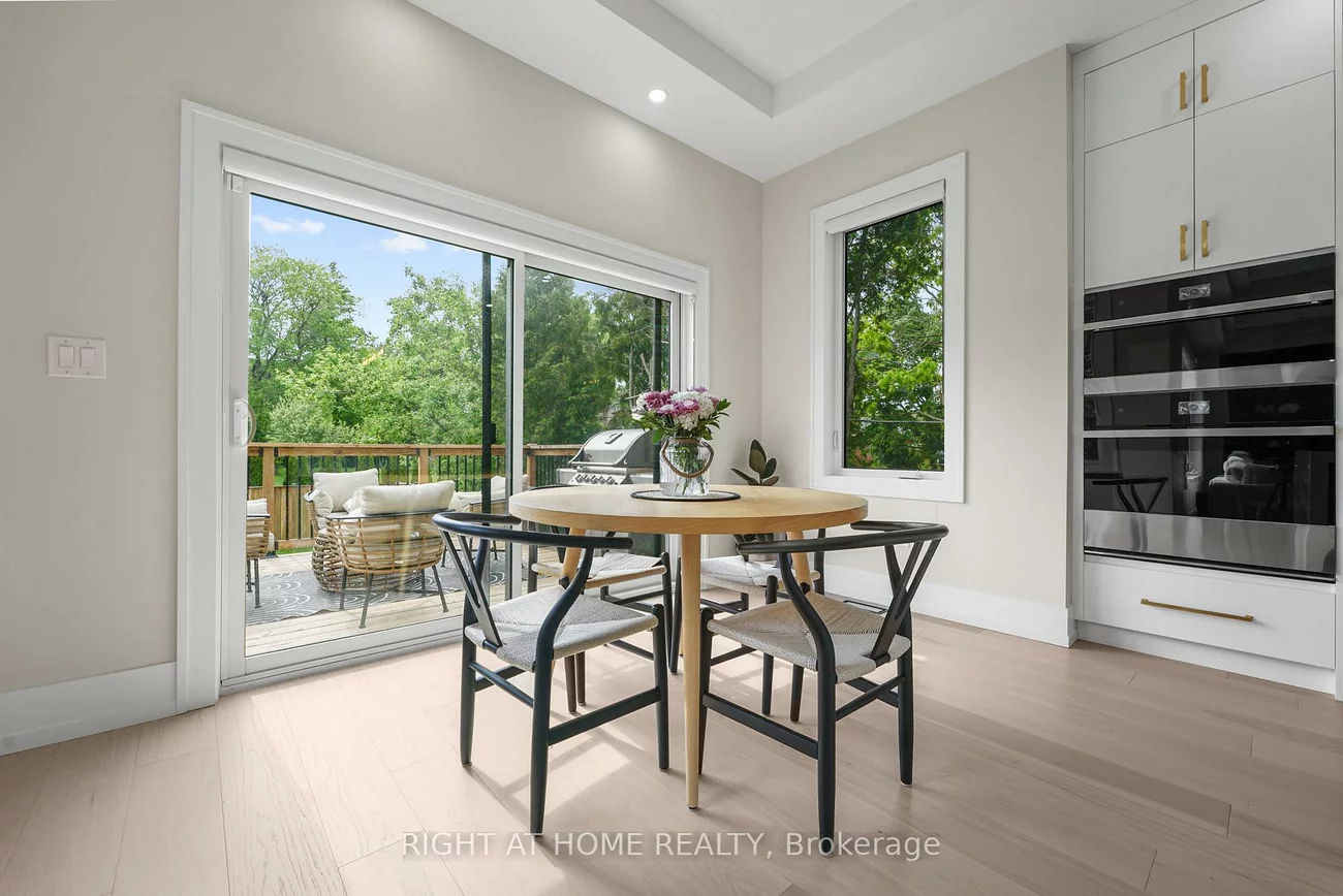 262, Senlac, Willowdale West, Toronto