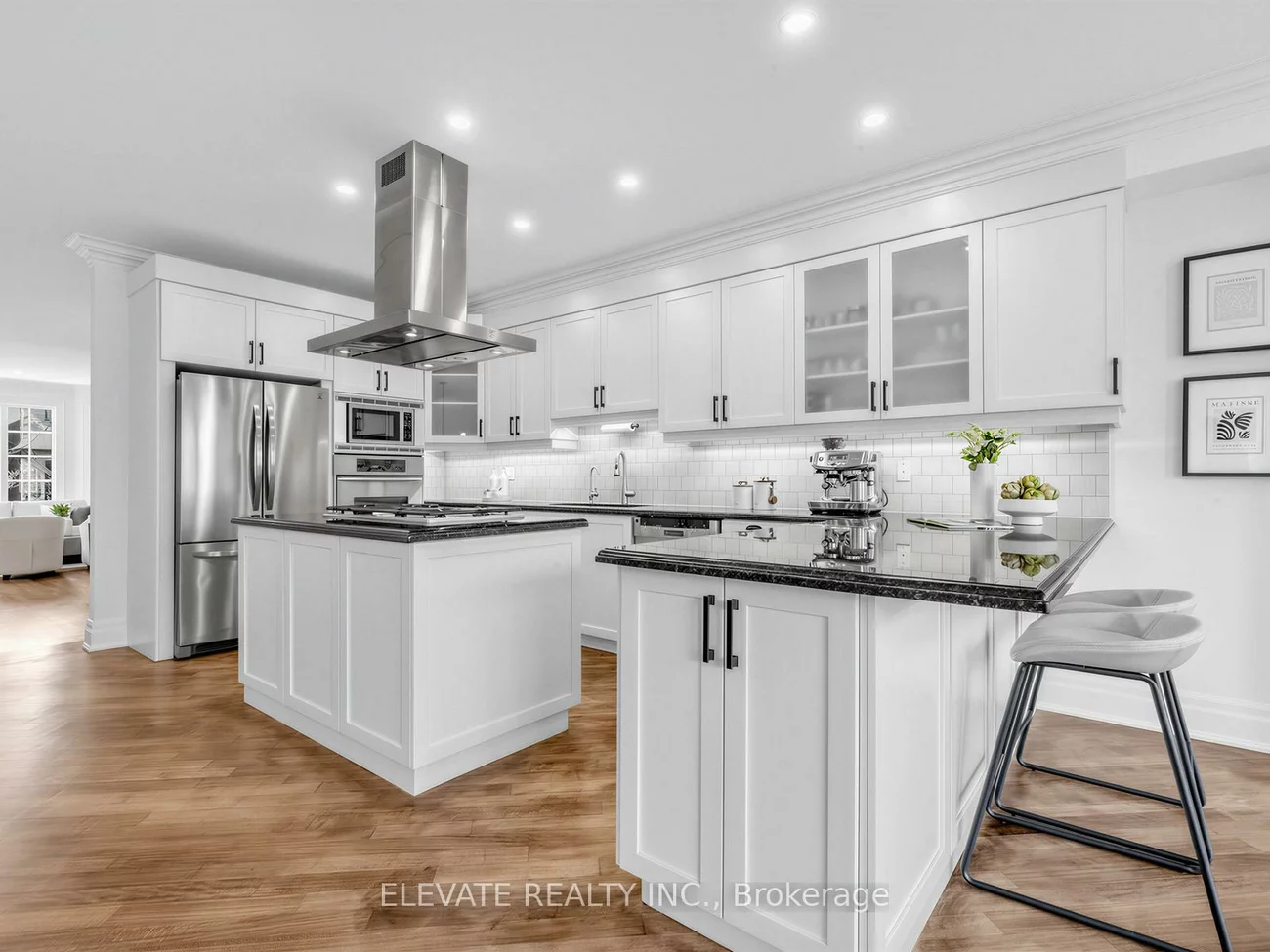 19, Dunblaine, Bedford Park-Nortown, Toronto