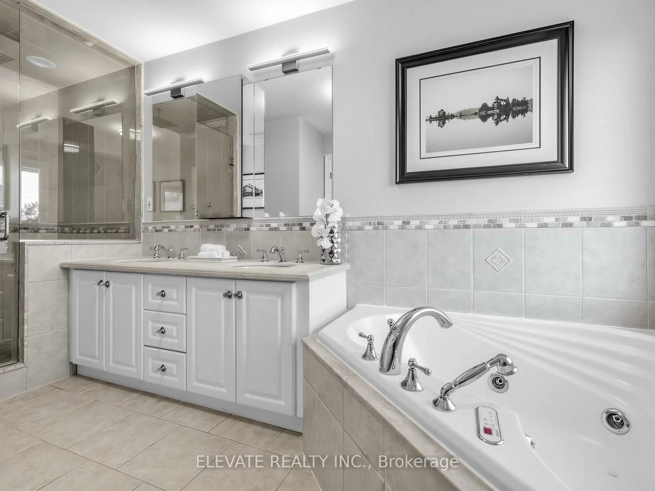 19, Dunblaine, Bedford Park-Nortown, Toronto