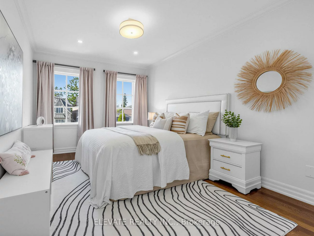 19, Dunblaine, Bedford Park-Nortown, Toronto