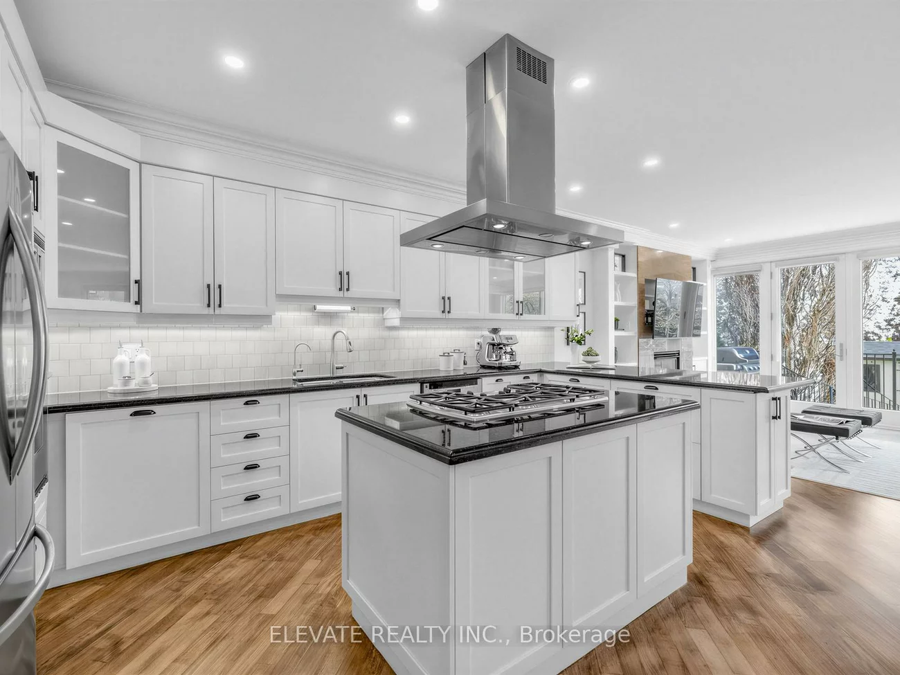 19, Dunblaine, Bedford Park-Nortown, Toronto