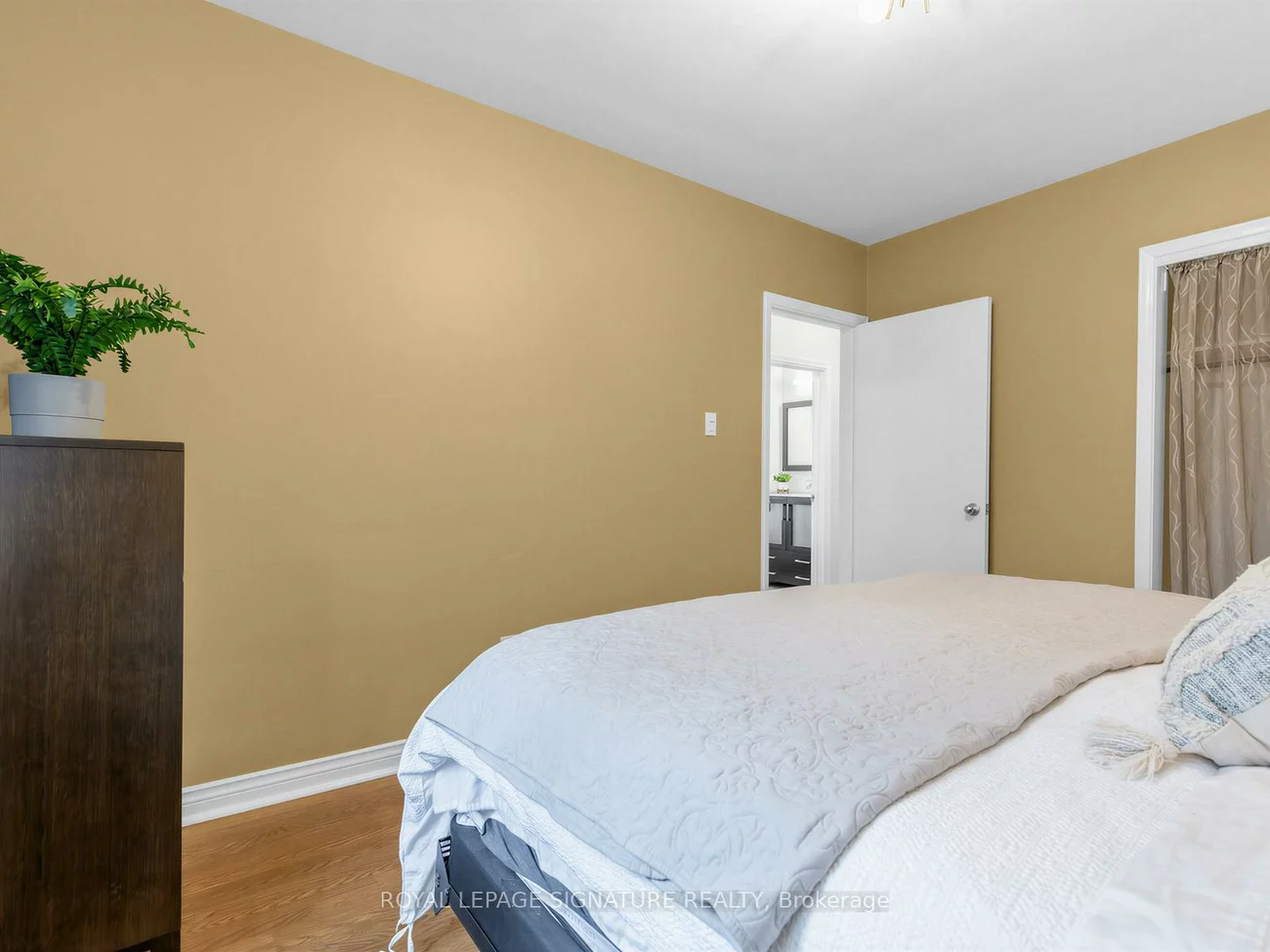 23, Ballymena, Banbury-Don Mills, Toronto