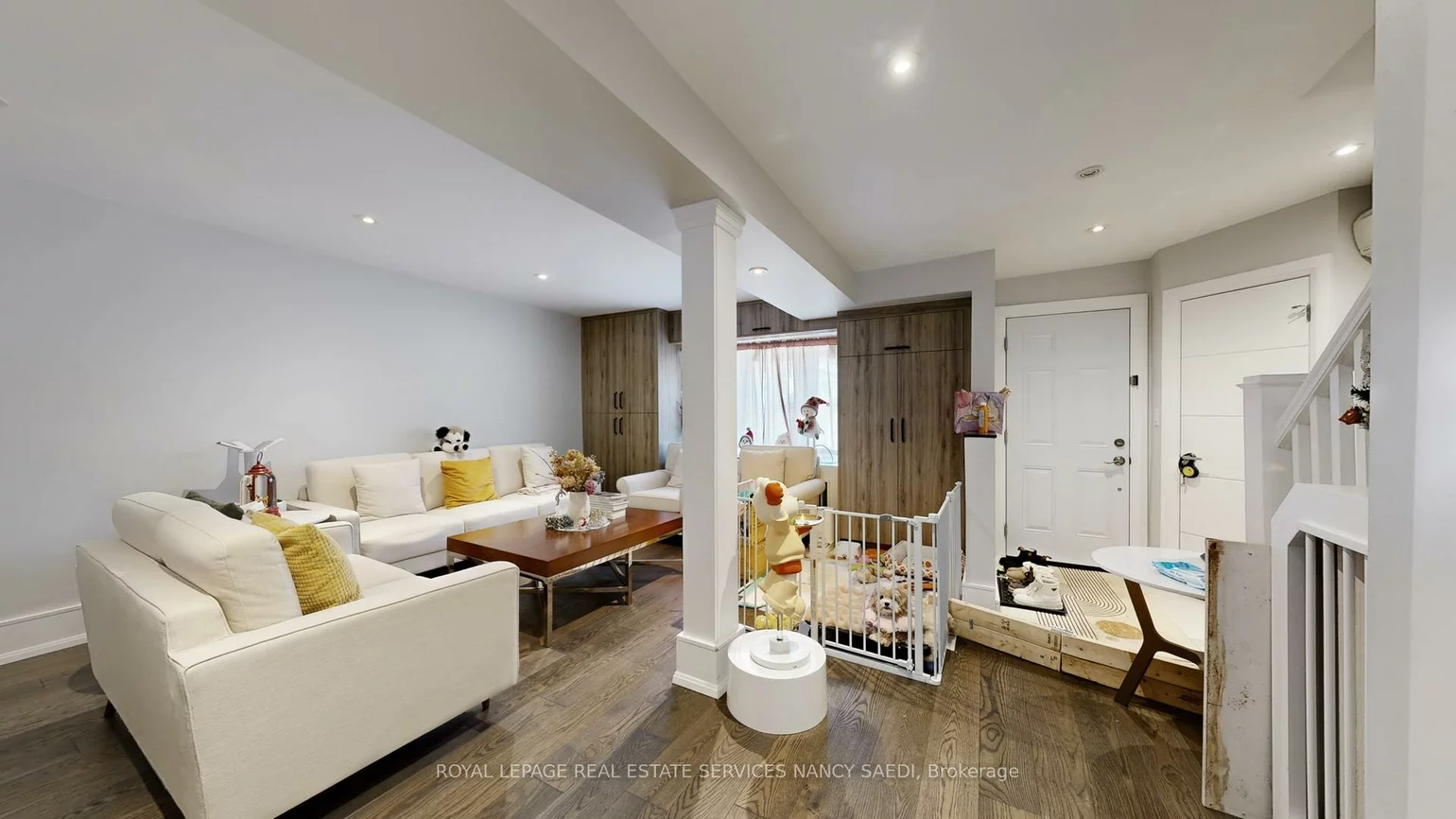 72, Mann, Mount Pleasant East, Toronto