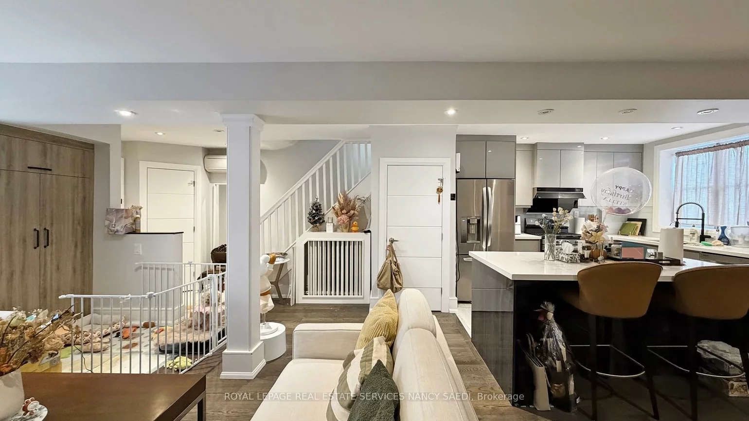 72, Mann, Mount Pleasant East, Toronto
