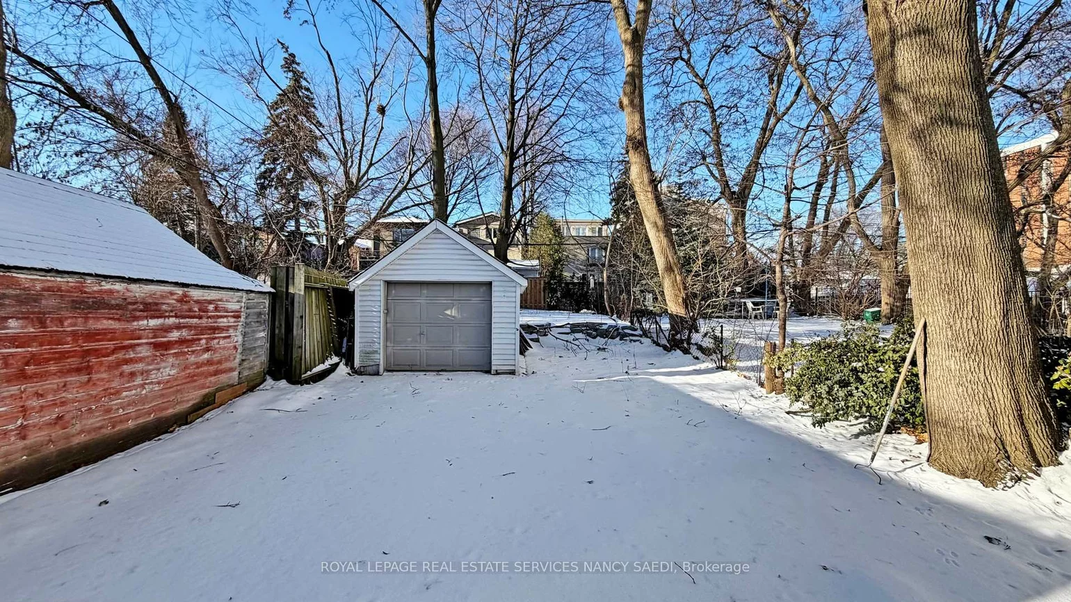 72, Mann, Mount Pleasant East, Toronto