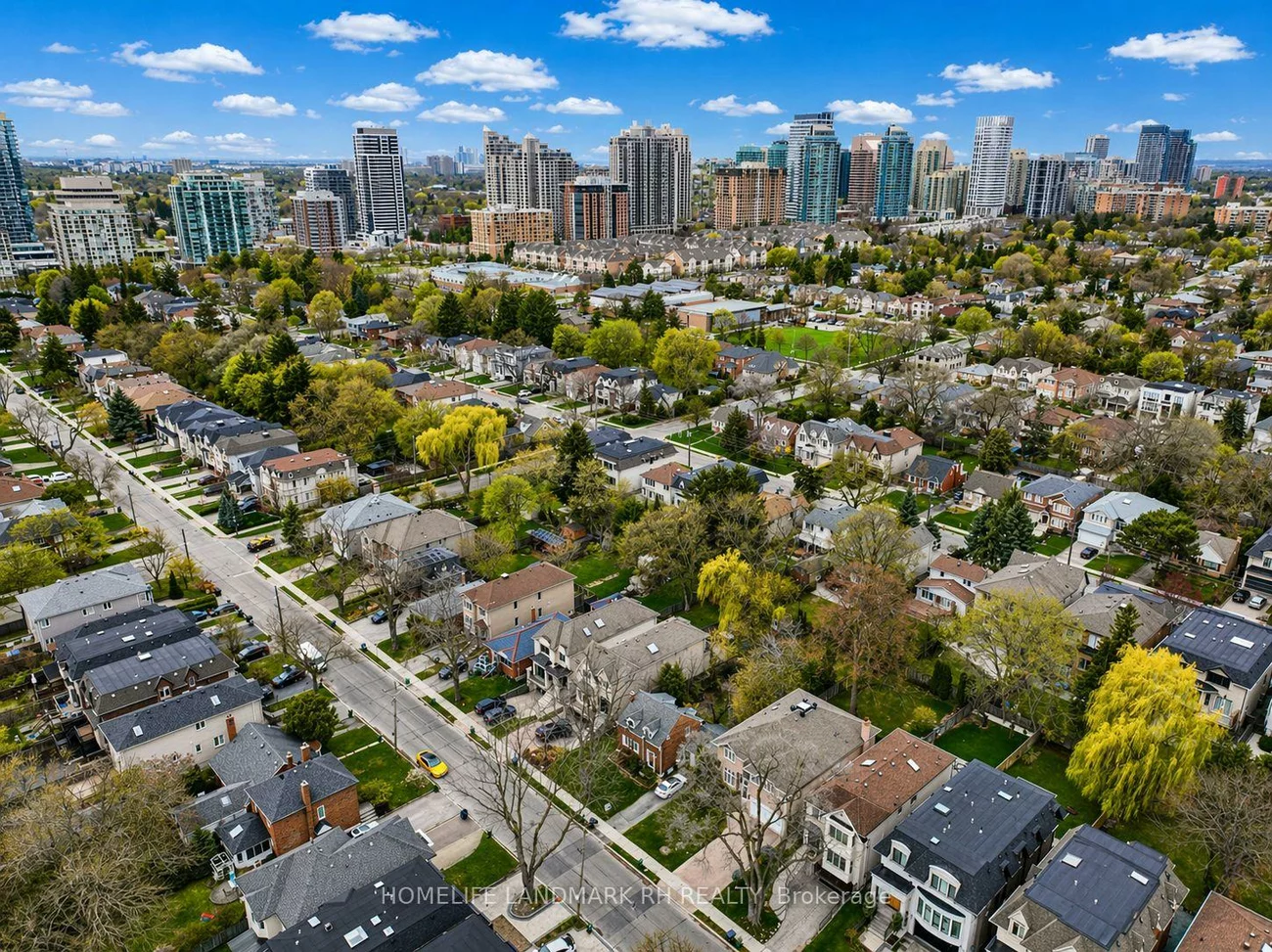 152, Parkview, Willowdale East, Toronto