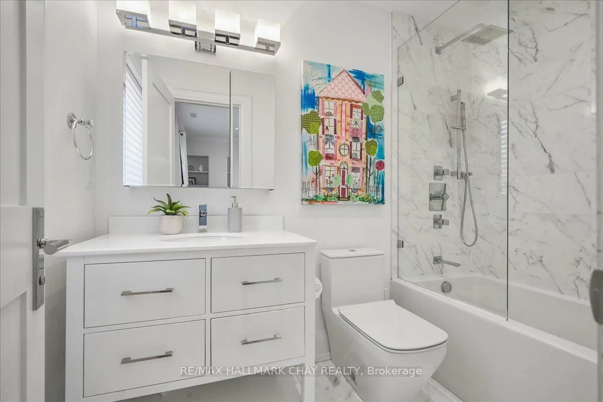 20, Ealing, St. Andrew-Windfields, Toronto