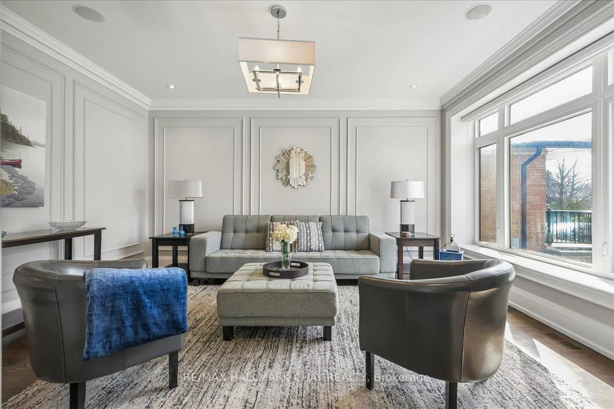 20, Ealing, St. Andrew-Windfields, Toronto
