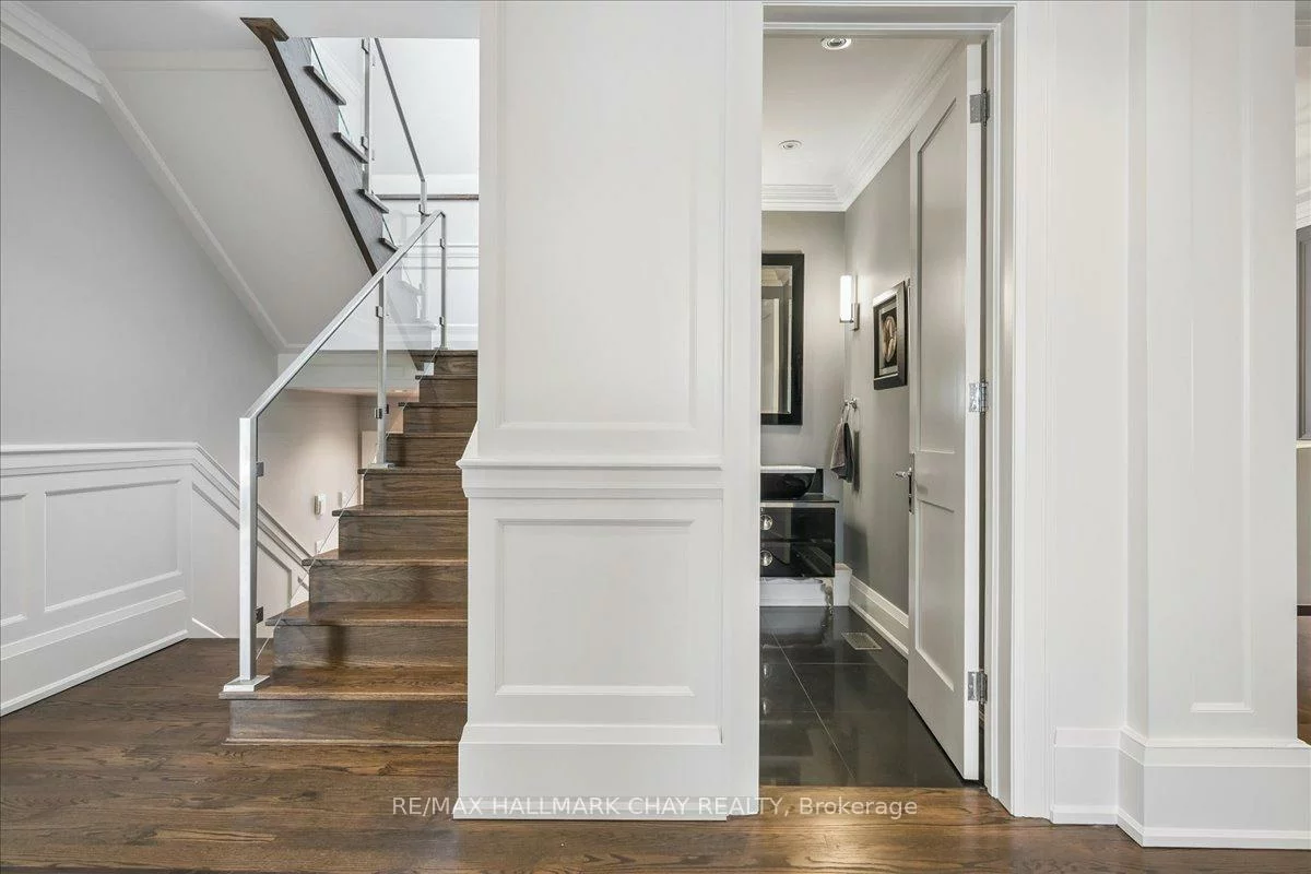 20, Ealing, St. Andrew-Windfields, Toronto