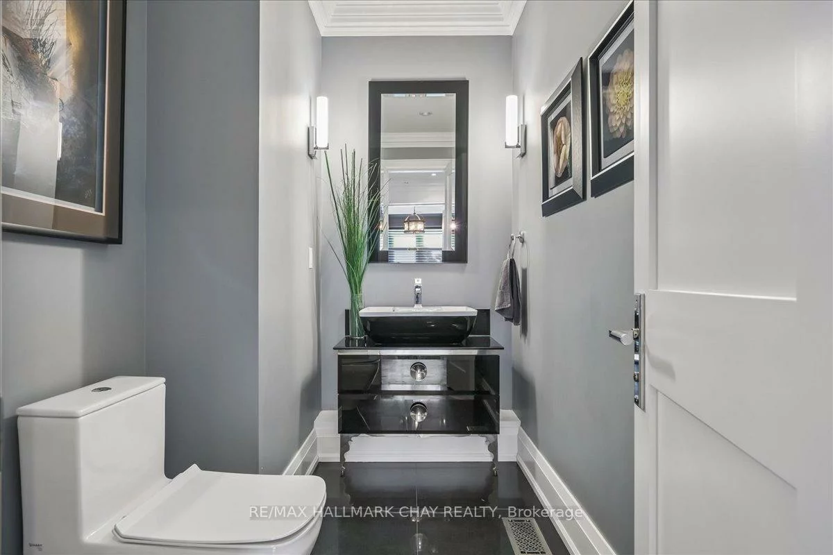 20, Ealing, St. Andrew-Windfields, Toronto