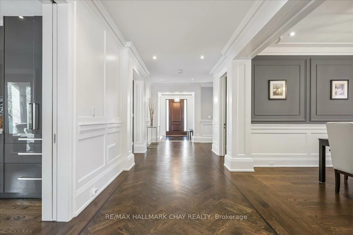 20, Ealing, St. Andrew-Windfields, Toronto
