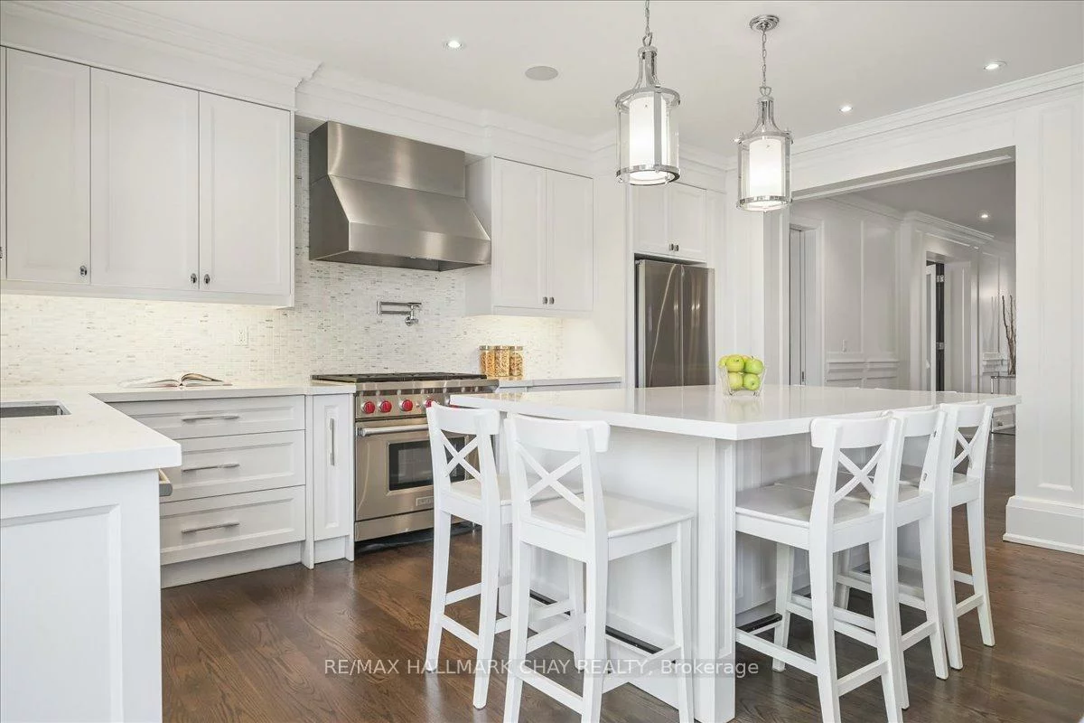 20, Ealing, St. Andrew-Windfields, Toronto