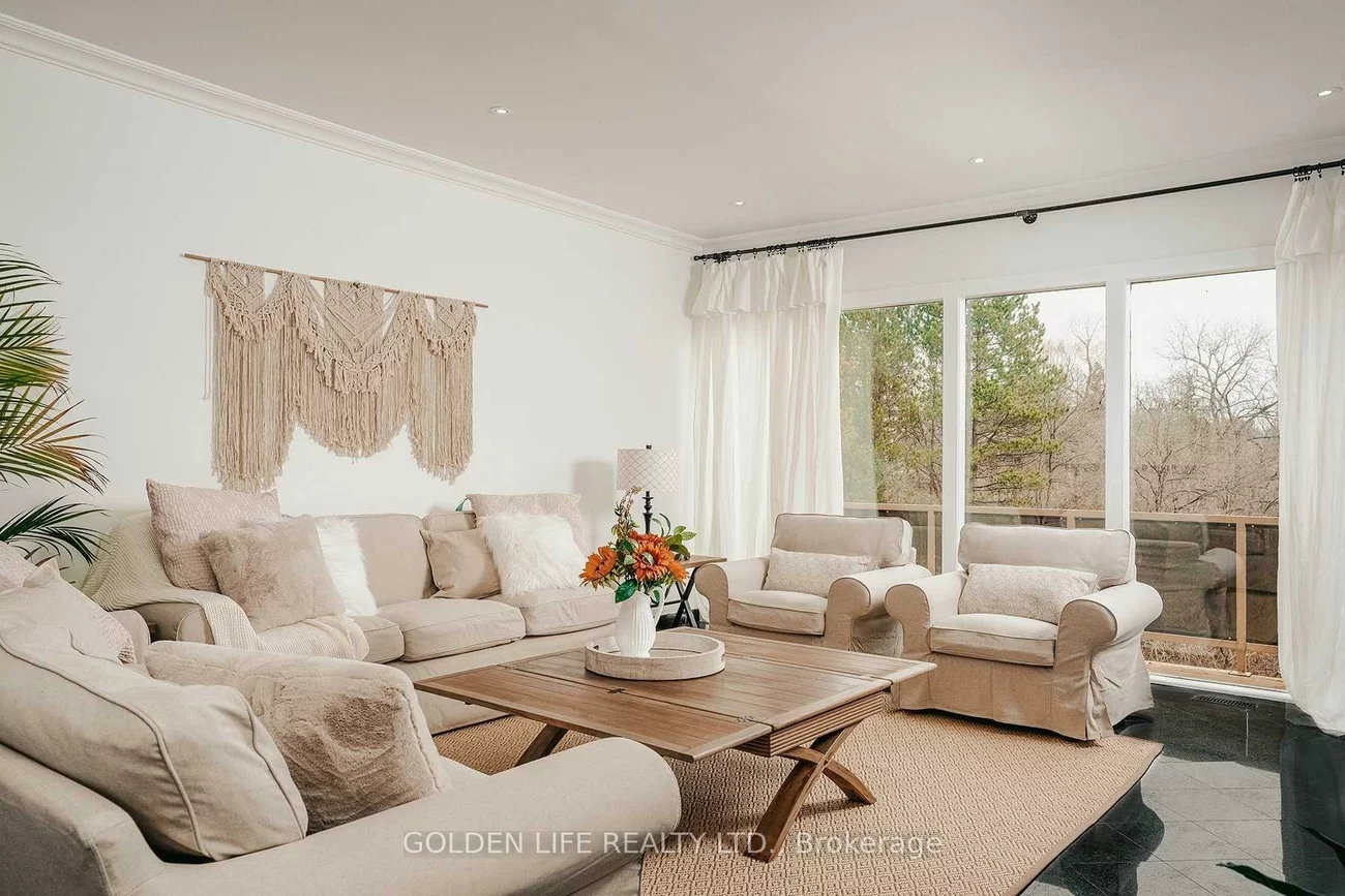 1, Garnier, Bayview Woods-Steeles, Toronto