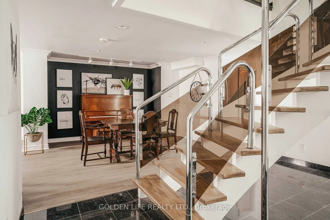 1, Garnier, Bayview Woods-Steeles, Toronto