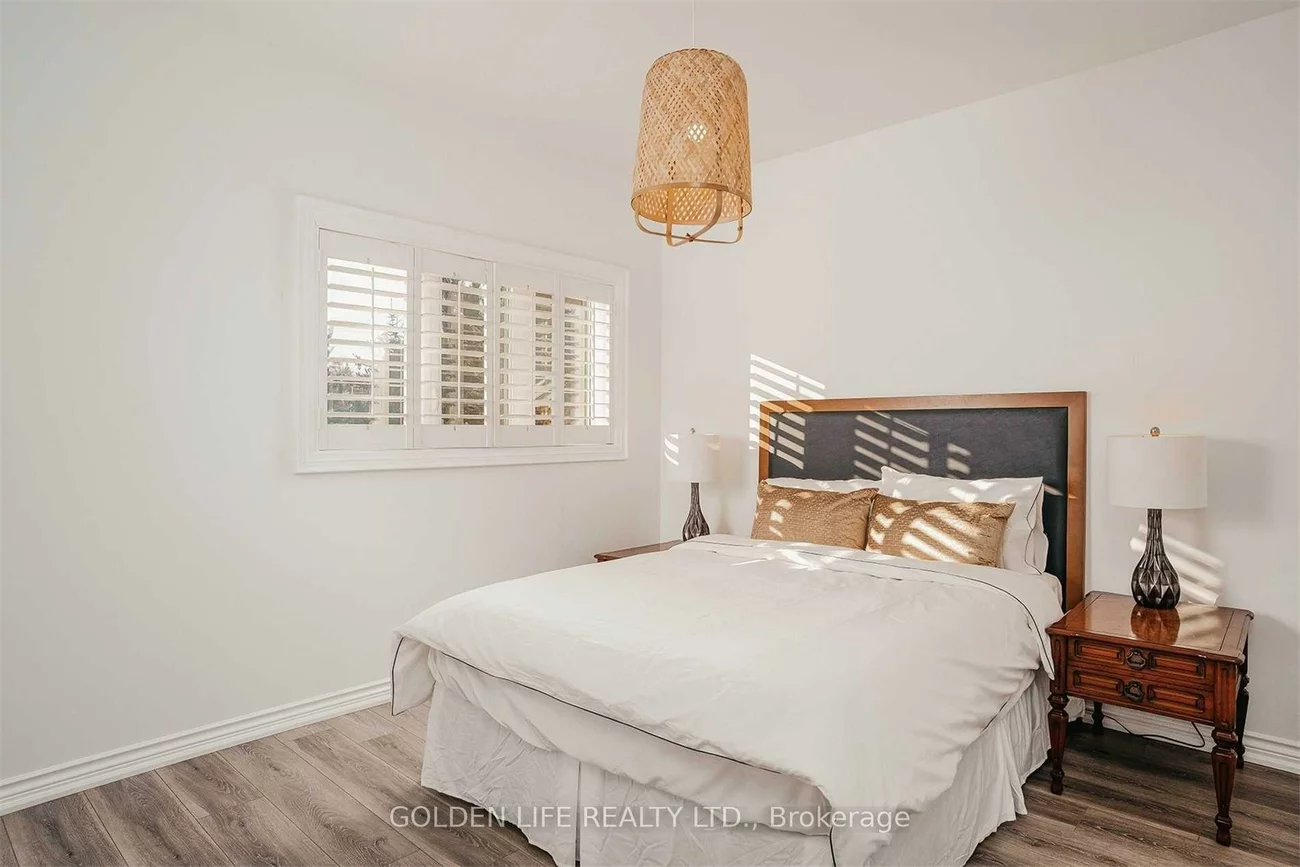1, Garnier, Bayview Woods-Steeles, Toronto