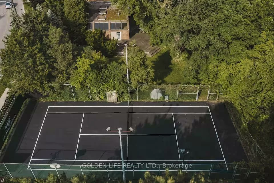 1, Garnier, Bayview Woods-Steeles, Toronto