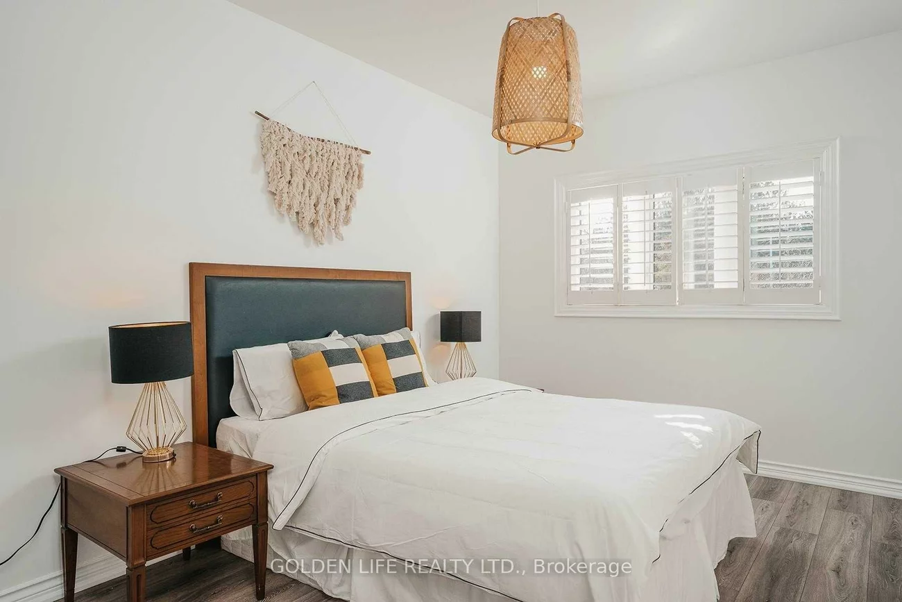 1, Garnier, Bayview Woods-Steeles, Toronto