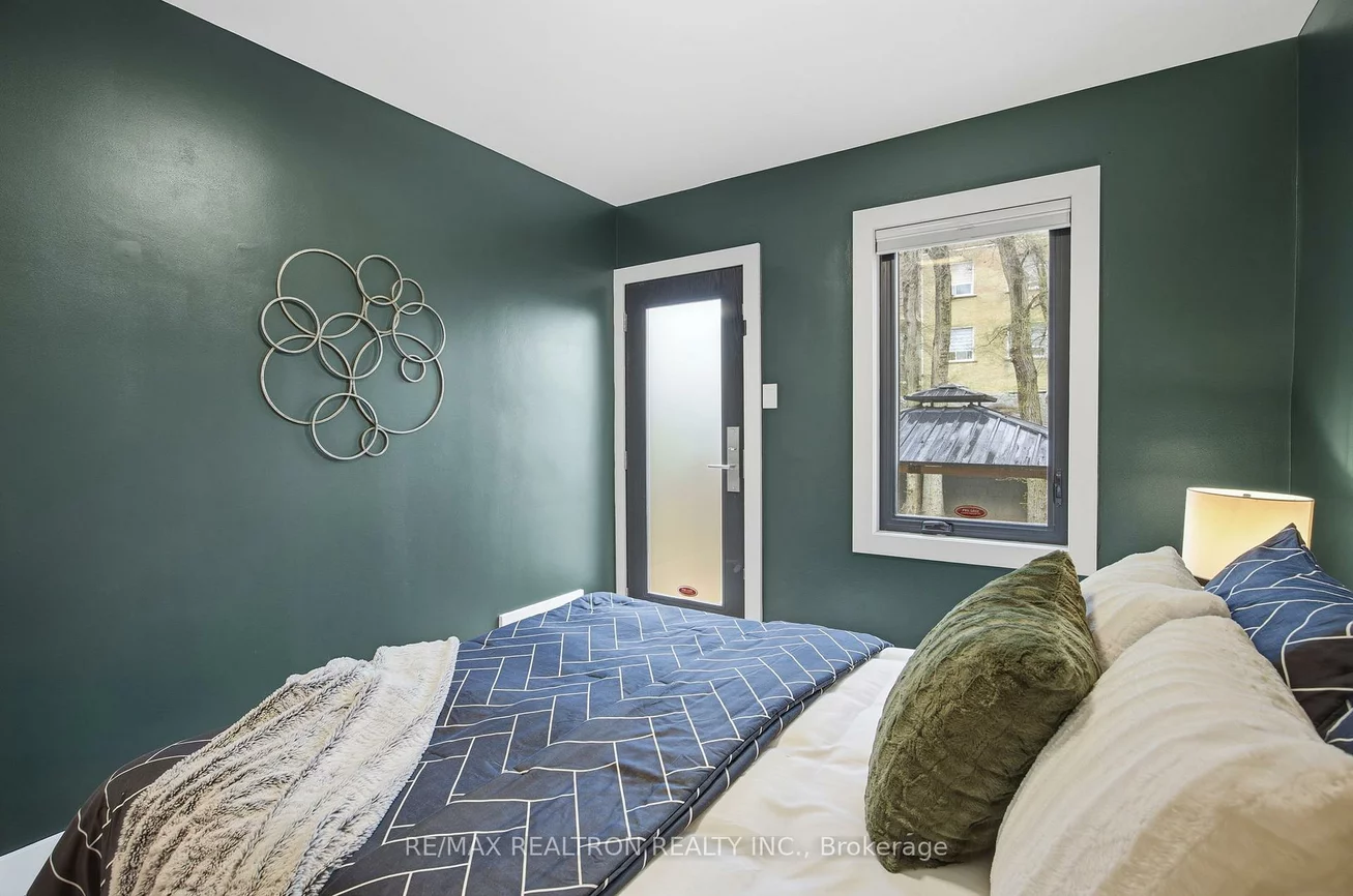 52, Burncrest, Bedford Park-Nortown, Toronto