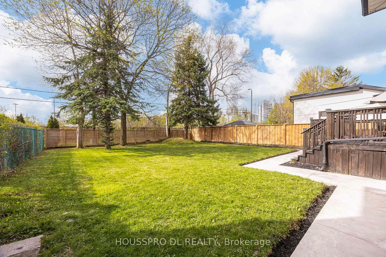 49, Bowerbank, Newtonbrook East, Toronto