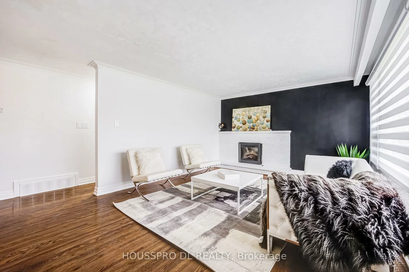49, Bowerbank, Newtonbrook East, Toronto