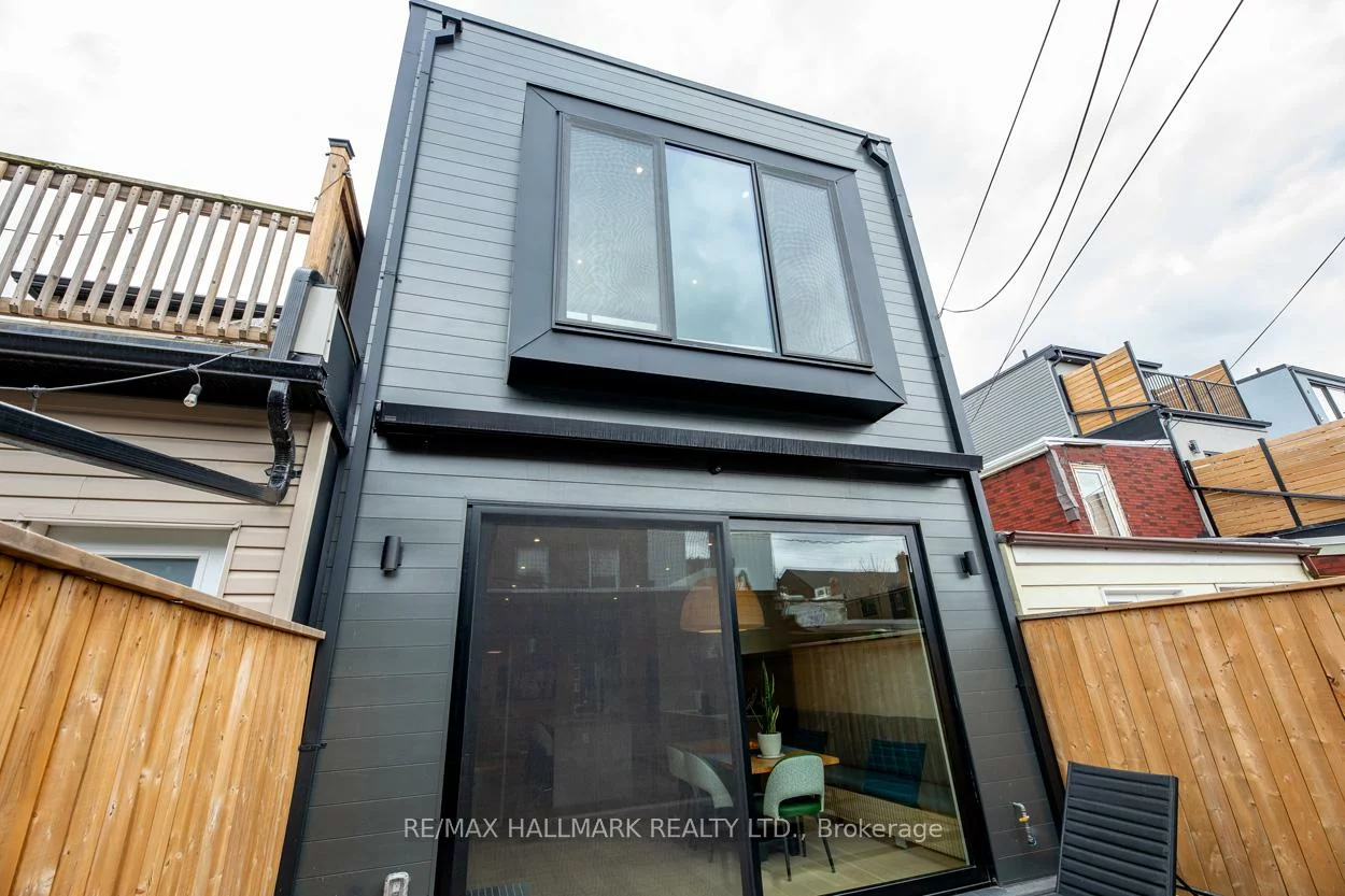 728, Richmond, Niagara, Toronto