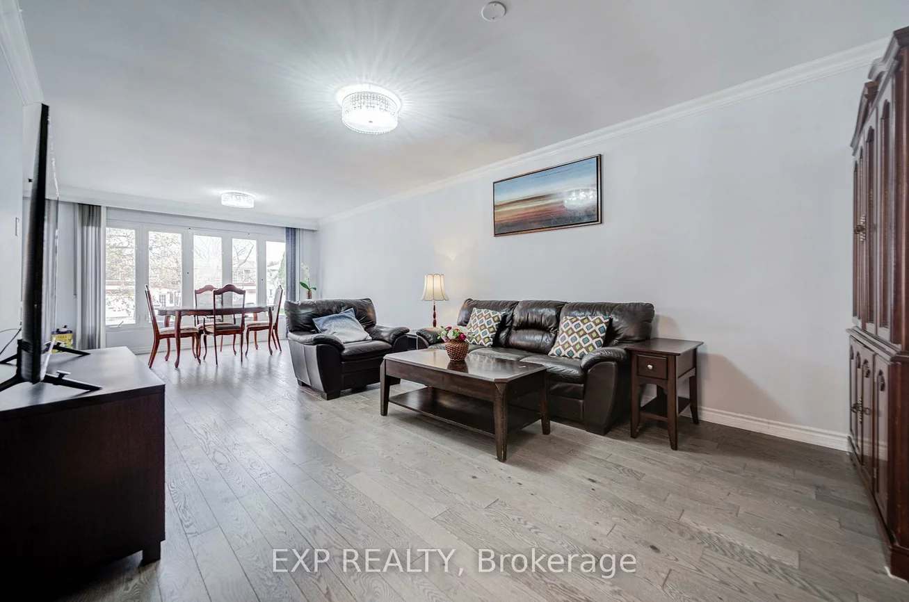 124, Chipwood, Pleasant View, Toronto