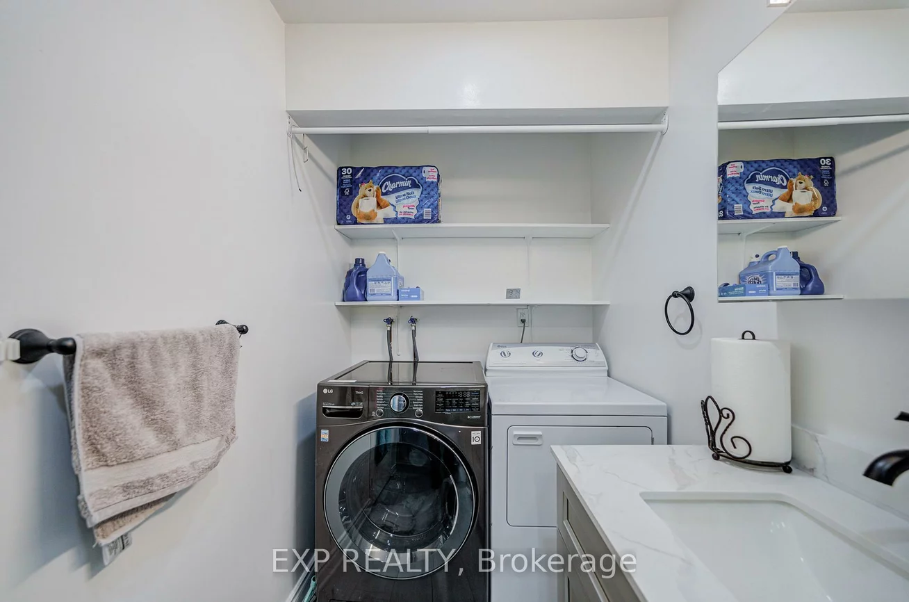 124, Chipwood, Pleasant View, Toronto