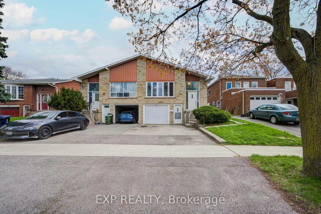 124, Chipwood, Pleasant View, Toronto