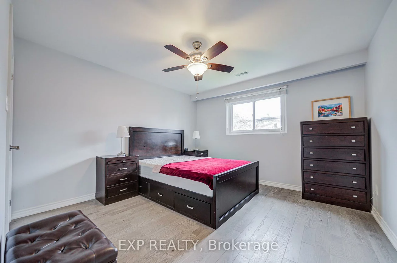124, Chipwood, Pleasant View, Toronto