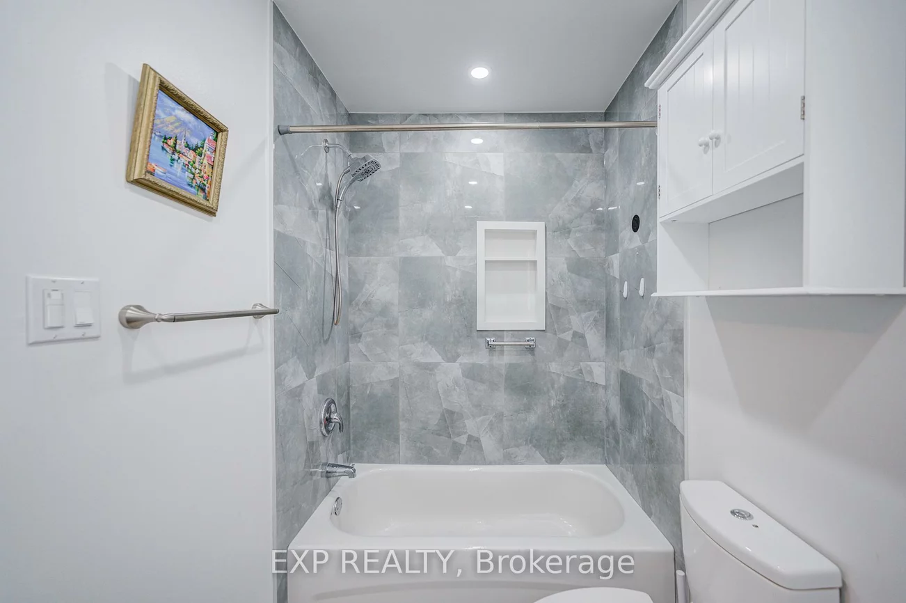 124, Chipwood, Pleasant View, Toronto