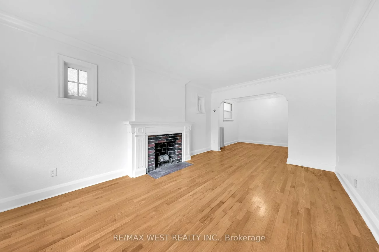 284, Fairlawn, Lawrence Park North, Toronto