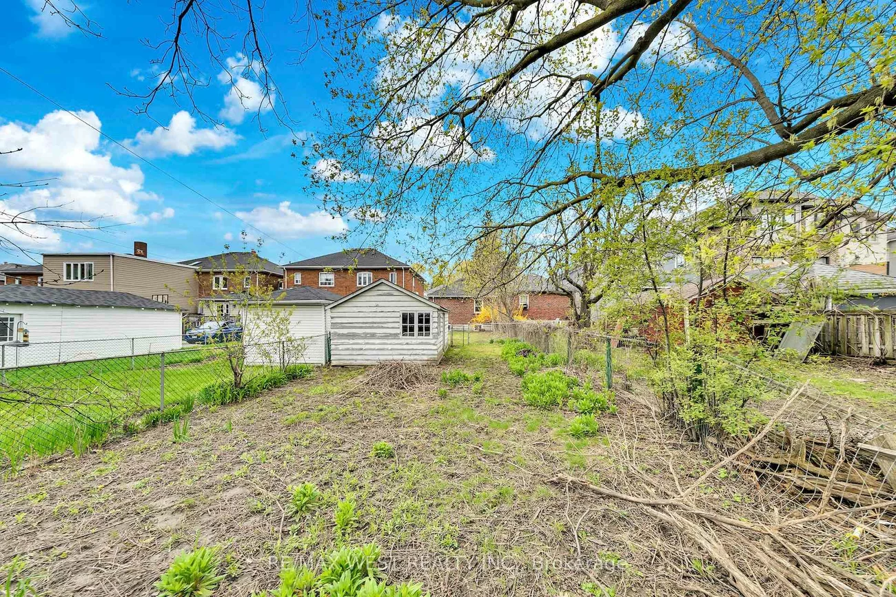284, Fairlawn, Lawrence Park North, Toronto