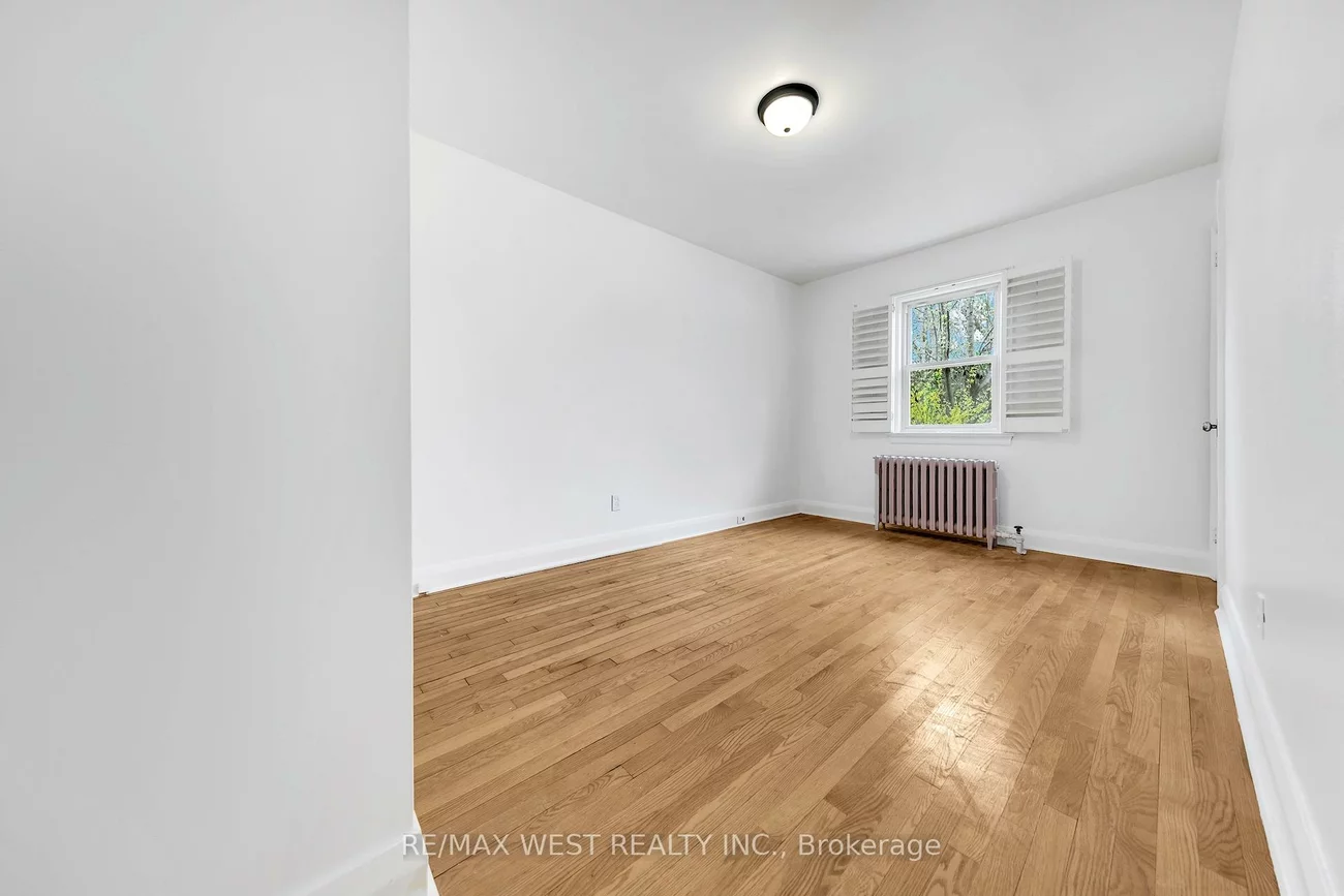284, Fairlawn, Lawrence Park North, Toronto